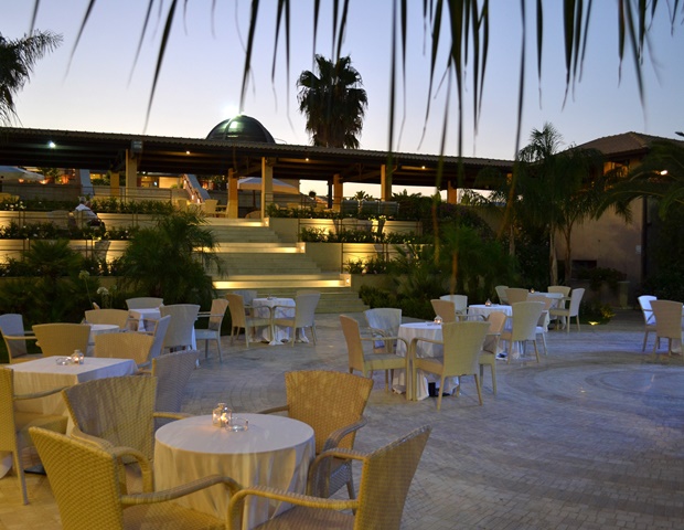 Grand Hotel President - Outdoor Restaurant