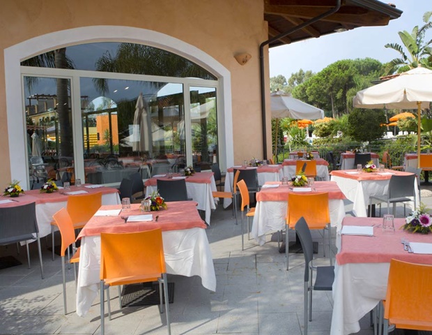 Pizzo Calabro Resort - Outdoor Restaurant
