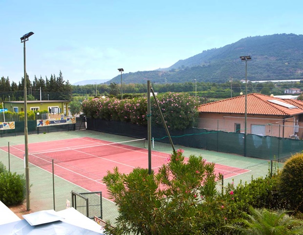 Pizzo Calabro Resort - Tennis Court