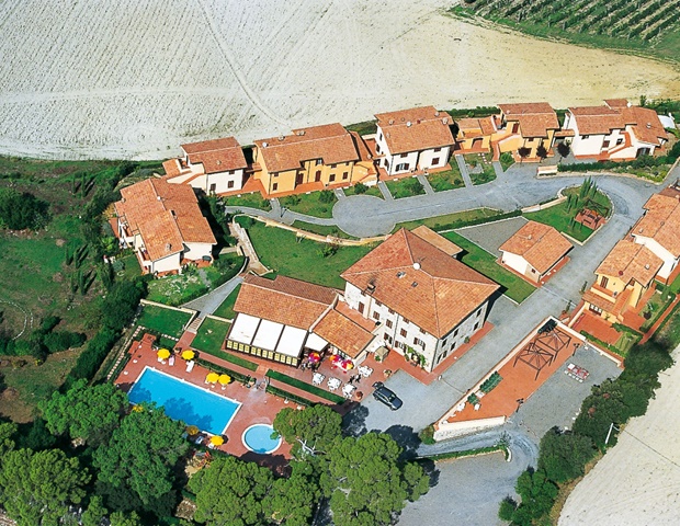 Hotel La Pieve di Pomaia - Aerial View 2