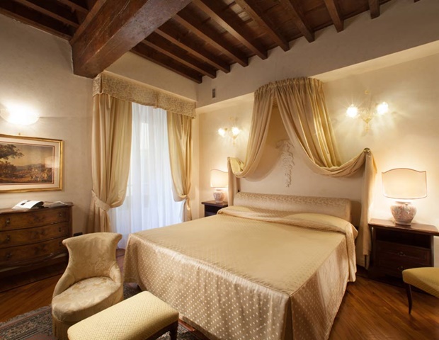 Hotel Tornabuoni Beacci - Room