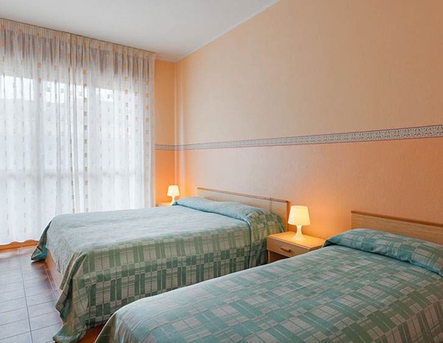 Hotel Europeo - Suite Bedroom 2