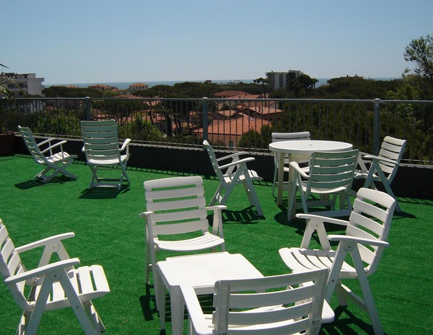 Hotel Mediterraneo - Roof Terrace