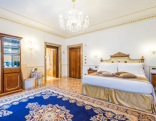 Hotel Ai Cavalieri - Bedroom