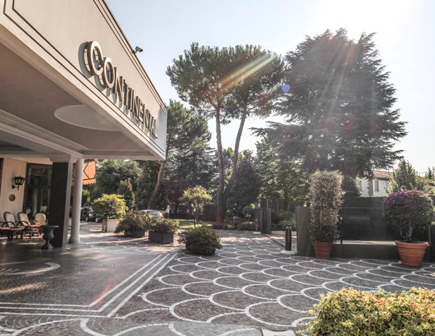 Continental Terme Hotel - Facade