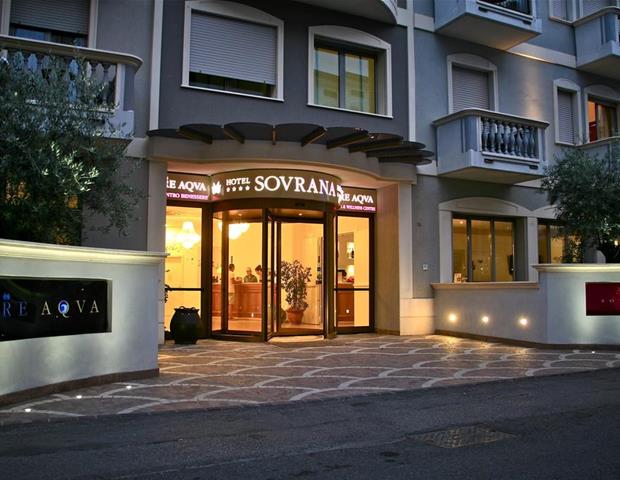 Sovrana Hotel & Re Aqva SPA - Entrance