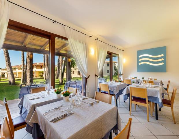 Blu Hotel Laconia Village - Buffet/Restaurant