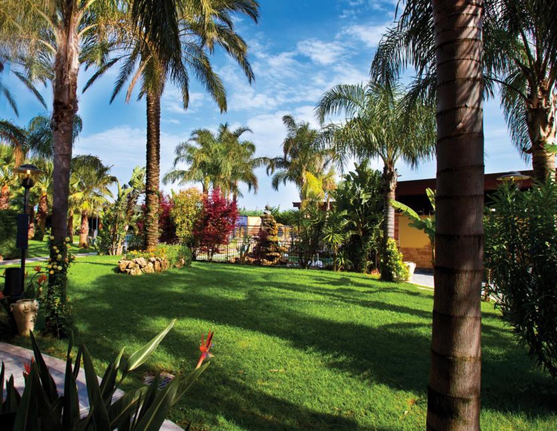 San Luca Hotel - Green Garden2