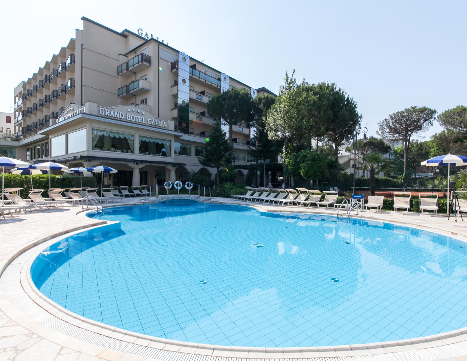 Grand Hotel Gallia - Swimming Pool