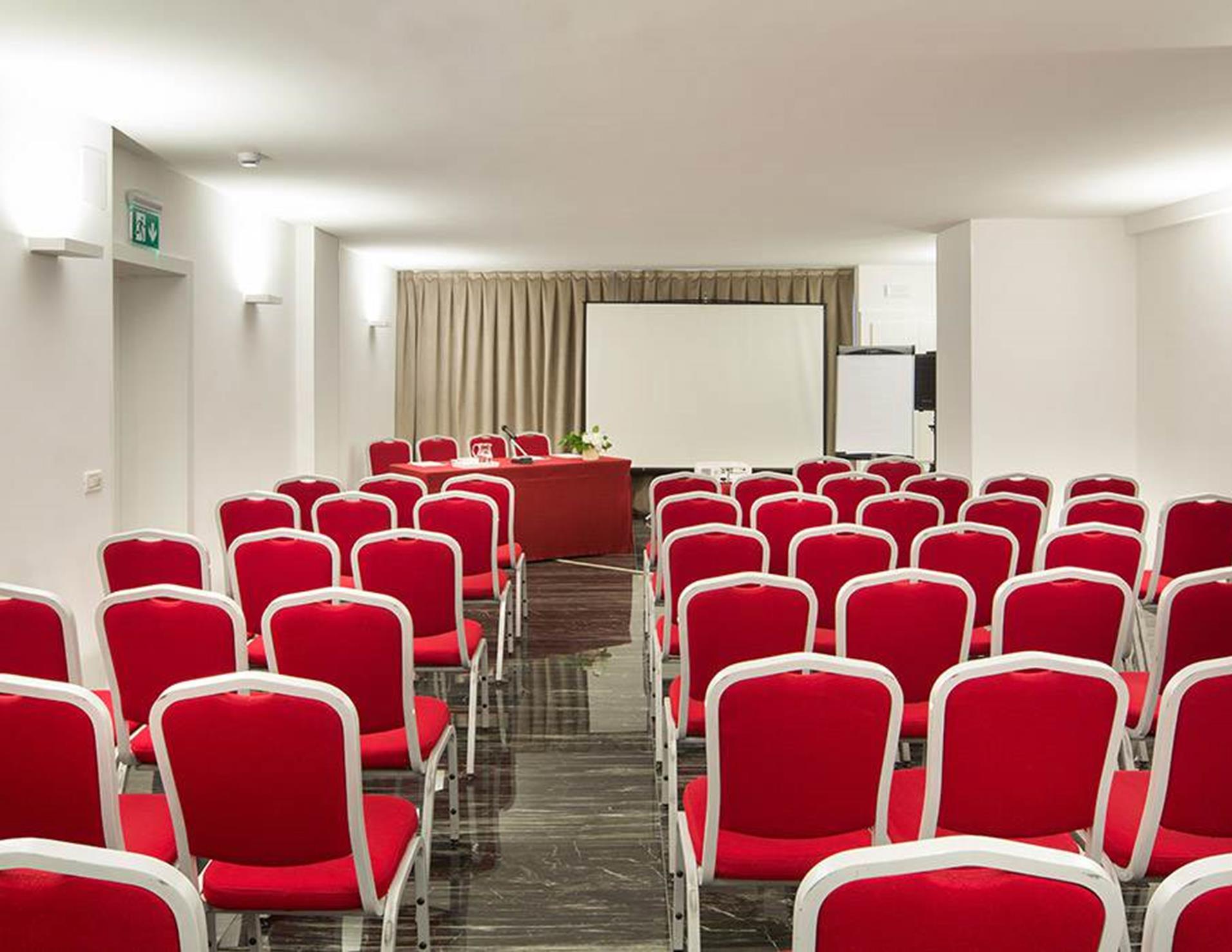 Hotel Continental - Conference Room