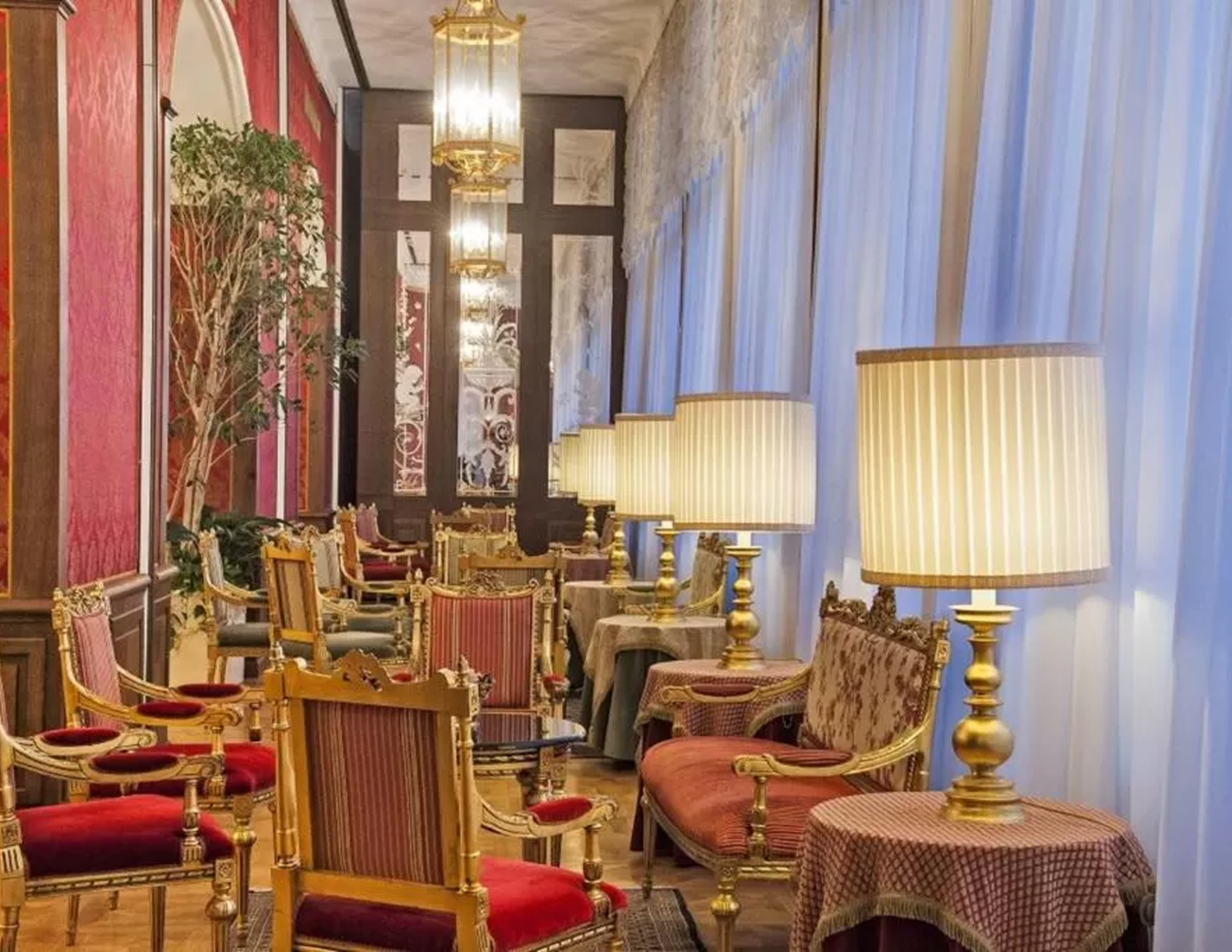 Hotel Regina Palace - Interiors