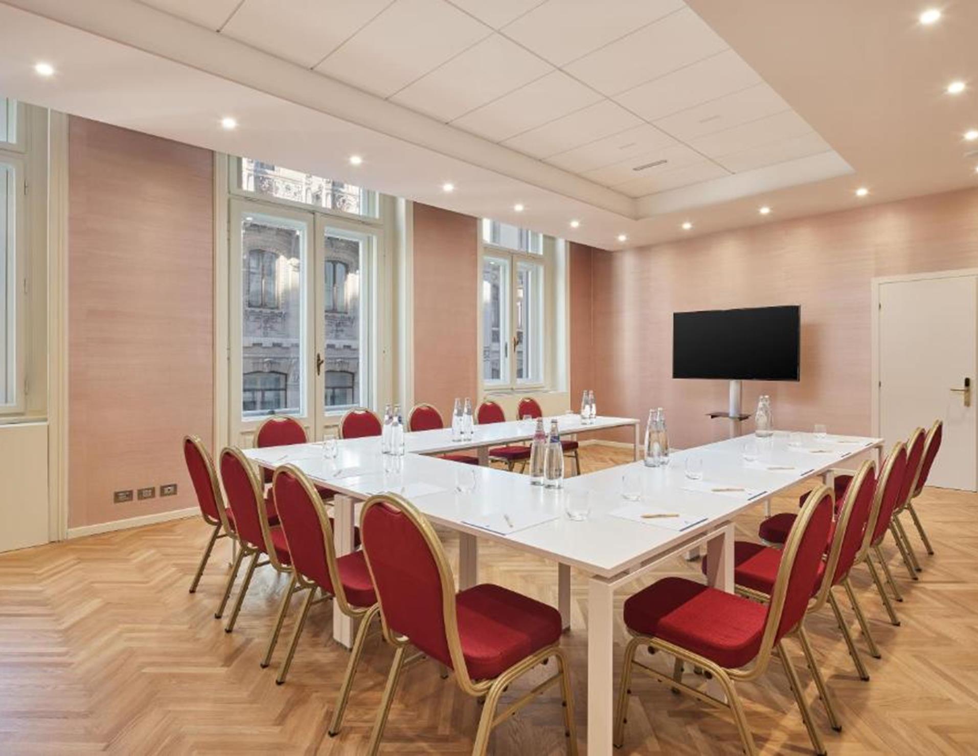 DoubleTree By Hilton Trieste - Meeting Room