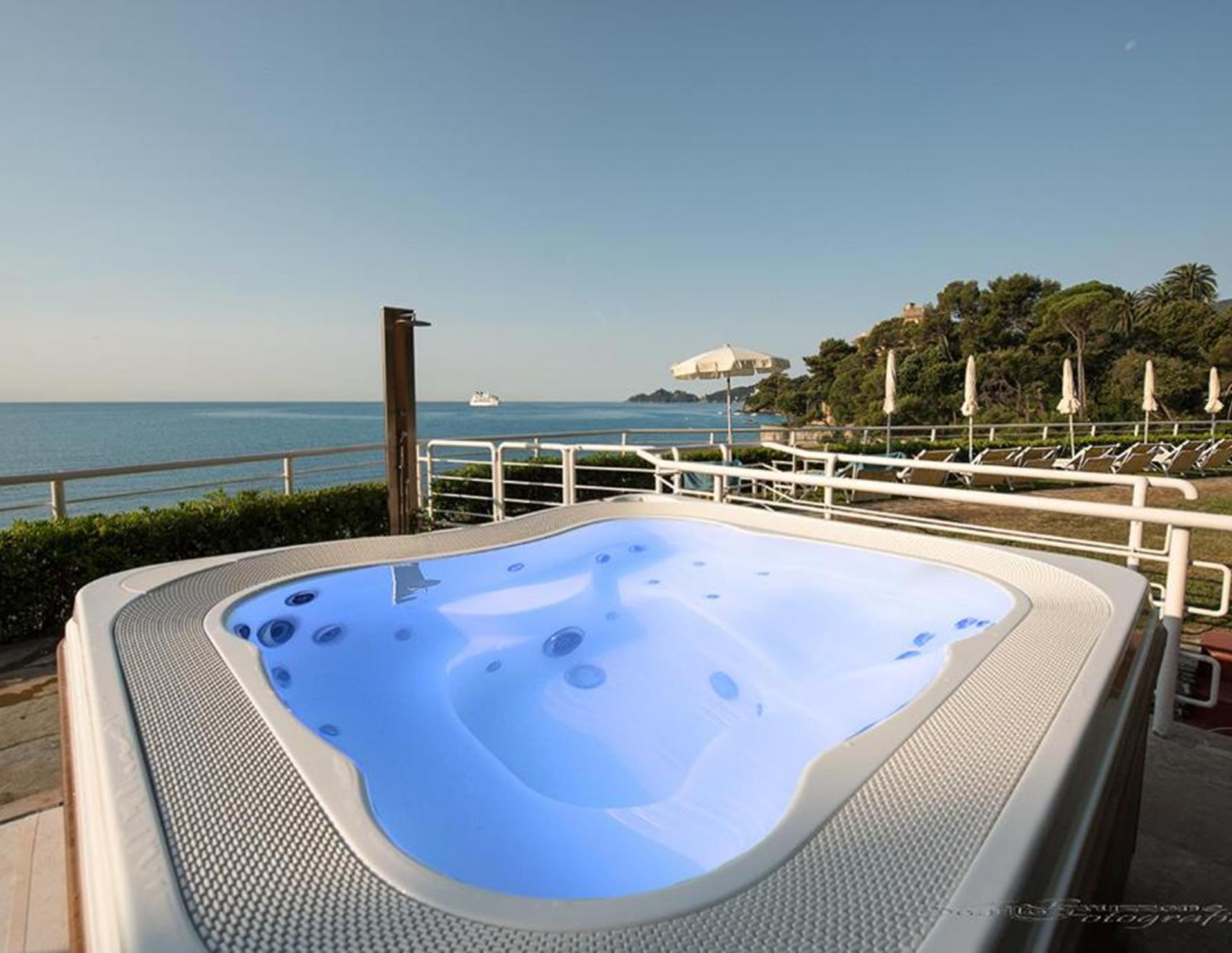 Excelsior Palace Hotel - Jacuzzi