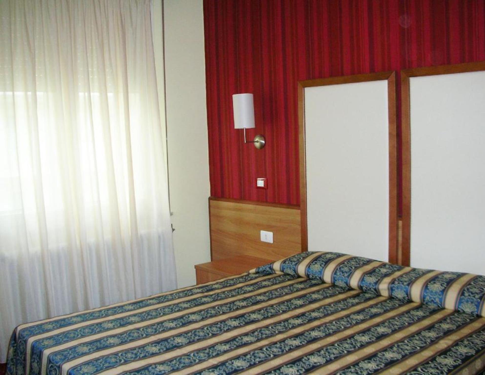 Hotel Promenade Universale - Room 4