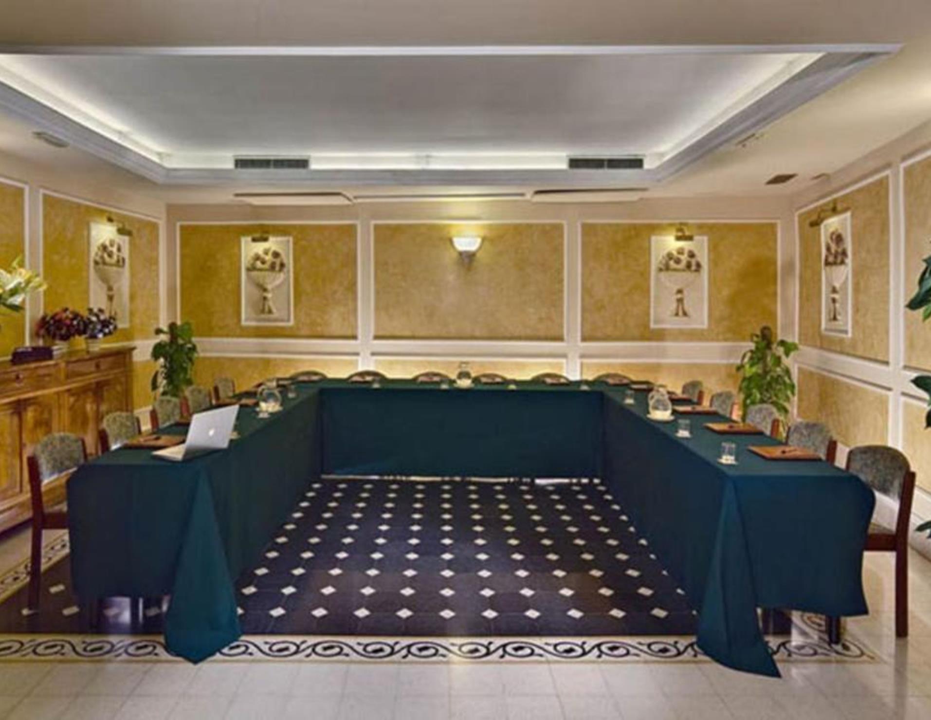 Hotel Corona d'Italia - Meeting Room