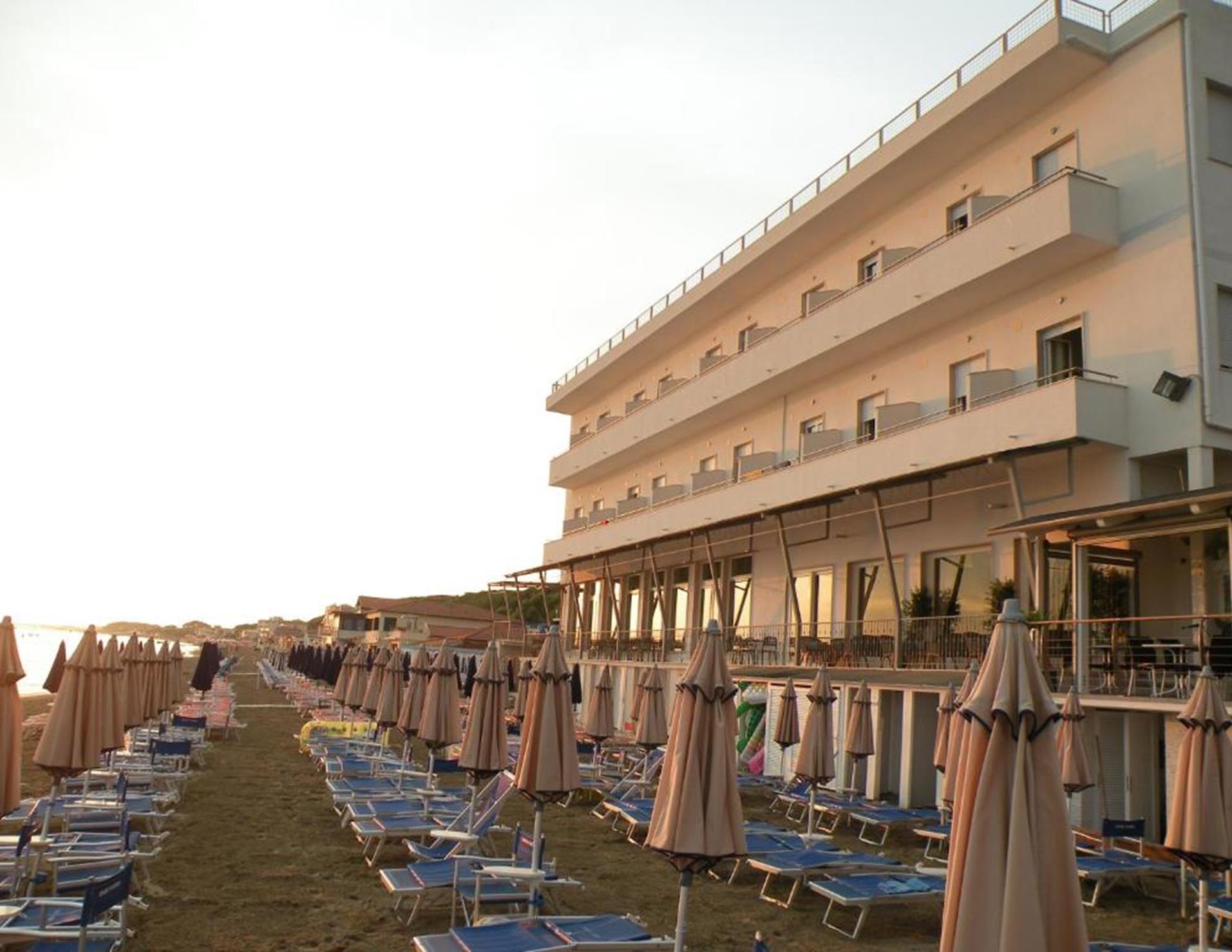 Hotel Parrini - Beach