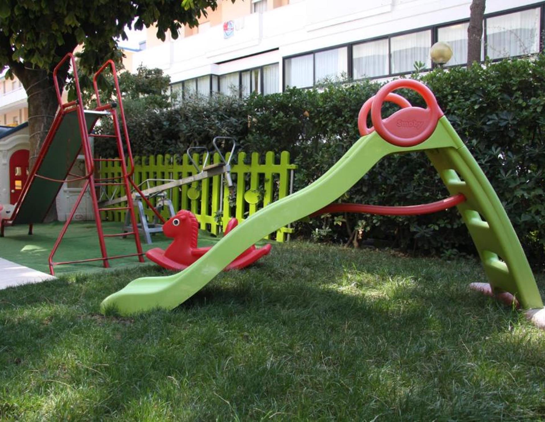 Hotel Tilly - Outdoor Playground