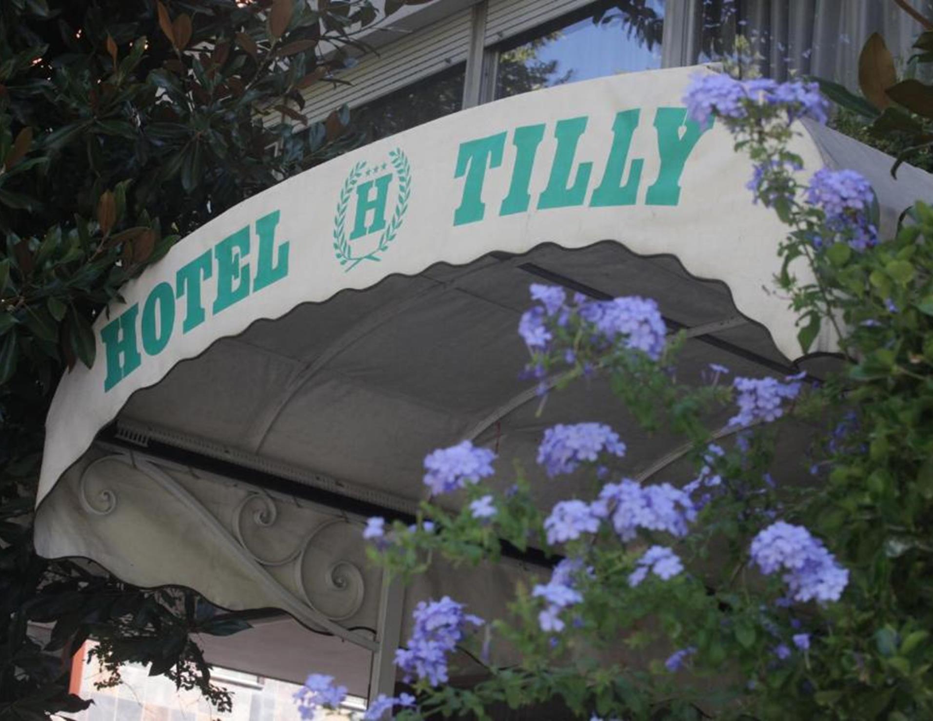 Hotel Tilly - Exterior