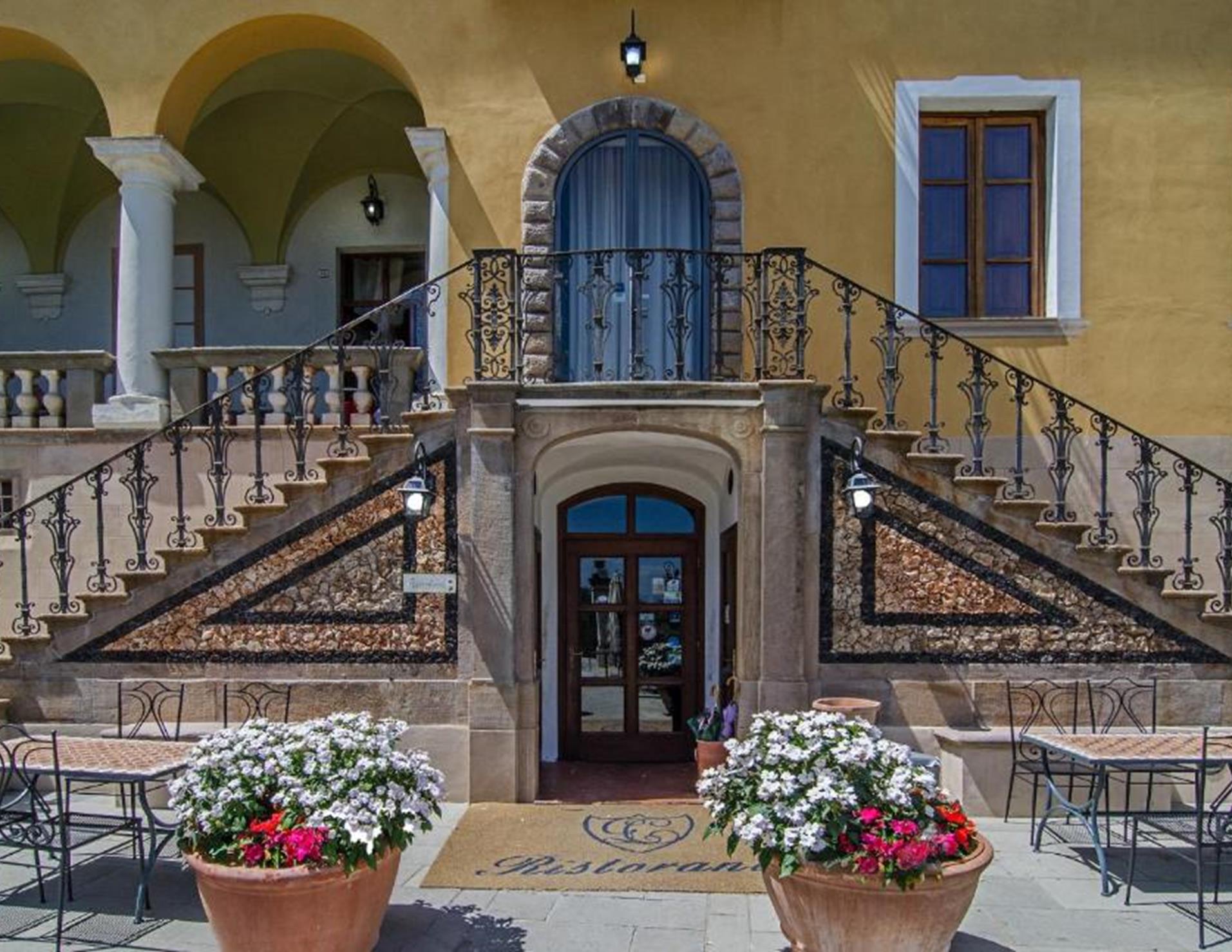 Hotel Villa Cheli - Exterior