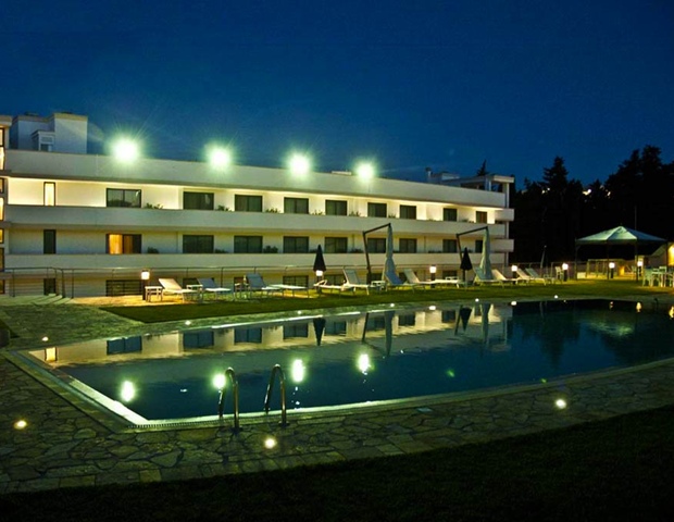 Vittoria Resort & Spa - Outdoor Swimming Pool
