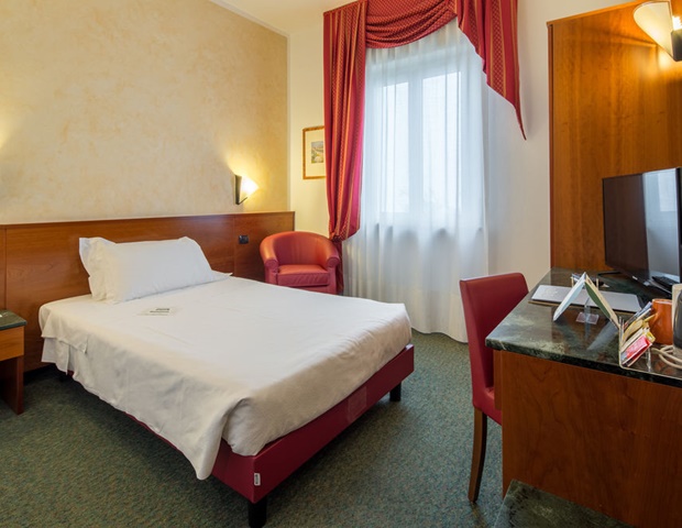 BEST WESTERN Hotel Turismo - Single Room
