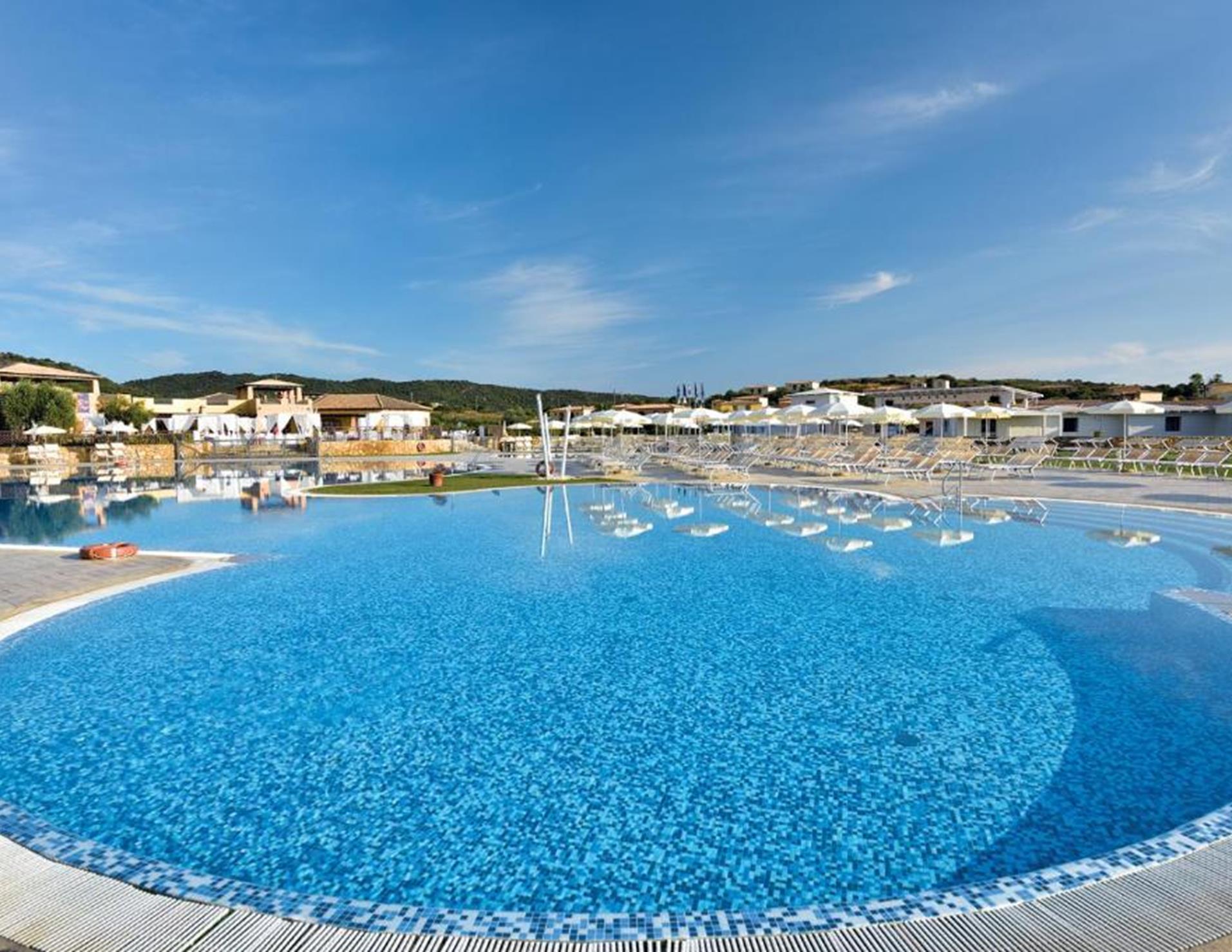 Janna & Sole Resort - Swimming Pool