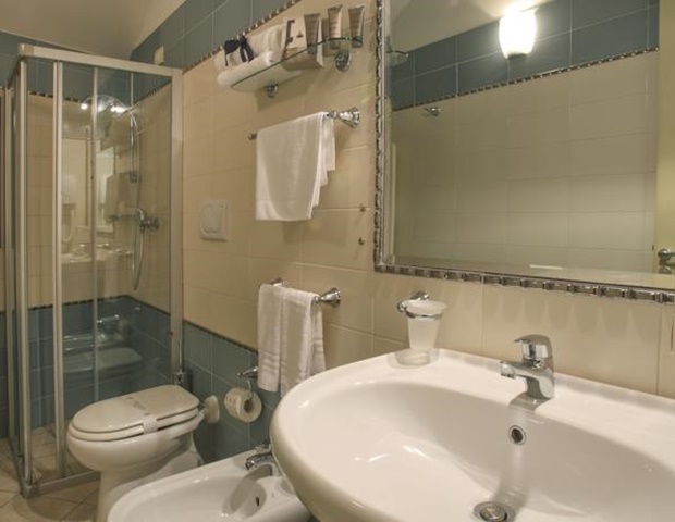 Al Pescatore Hotel - Bathroom