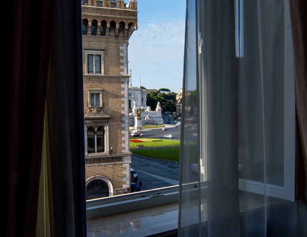Hotel Piazza Venezia - View
