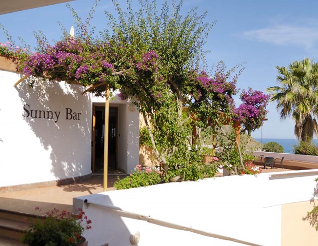 Hotel Pedraladda - Sunny Bar