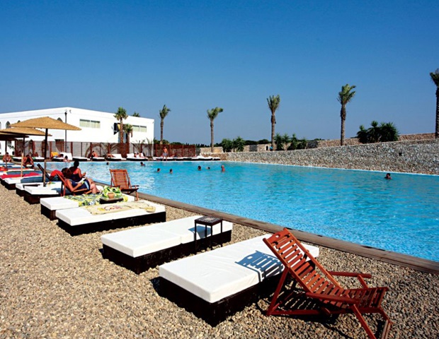 Baia dei Turchi Resort - Pool With Solarium